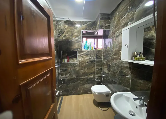 Shared بيت ضيافة *